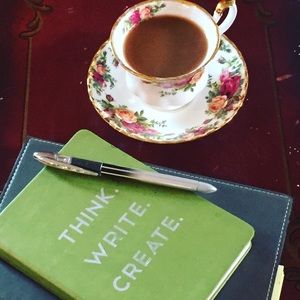 Meet your Posher, Dana